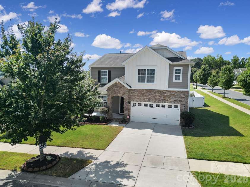 1541 Spring Blossom Trail, Fort Mill, SC 29708.  MLS# CAR4352285, YatesRealty ID 6296. 