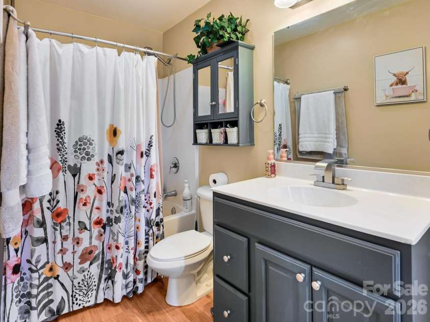 7 Mahogany Road, Arden, NC 28704.  MLS# CAR4357800, YatesRealty ID 6297. 