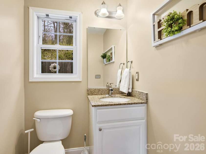 7 Mahogany Road, Arden, NC 28704.  MLS# CAR4357800, YatesRealty ID 6297. 