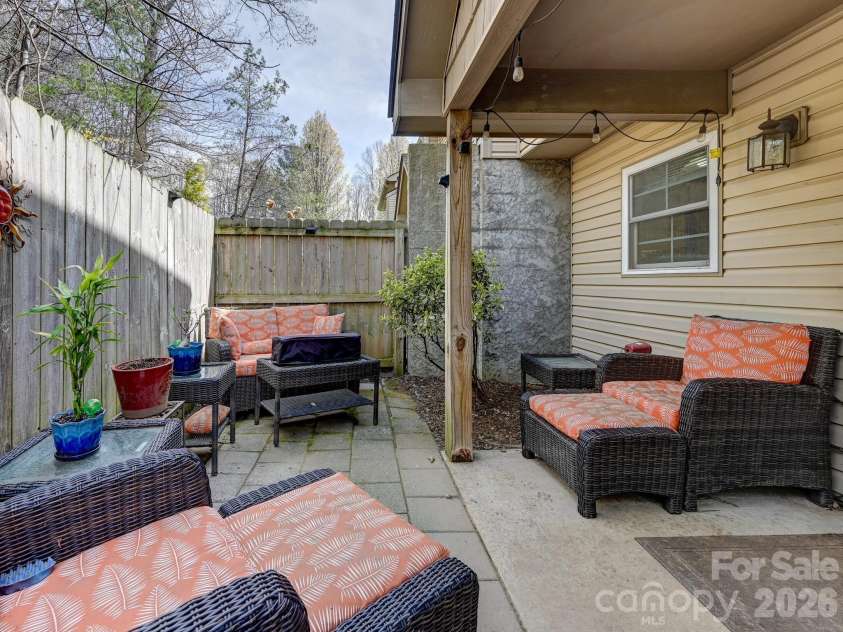 7 Mahogany Road, Arden, NC 28704.  MLS# CAR4357800, YatesRealty ID 6297. 