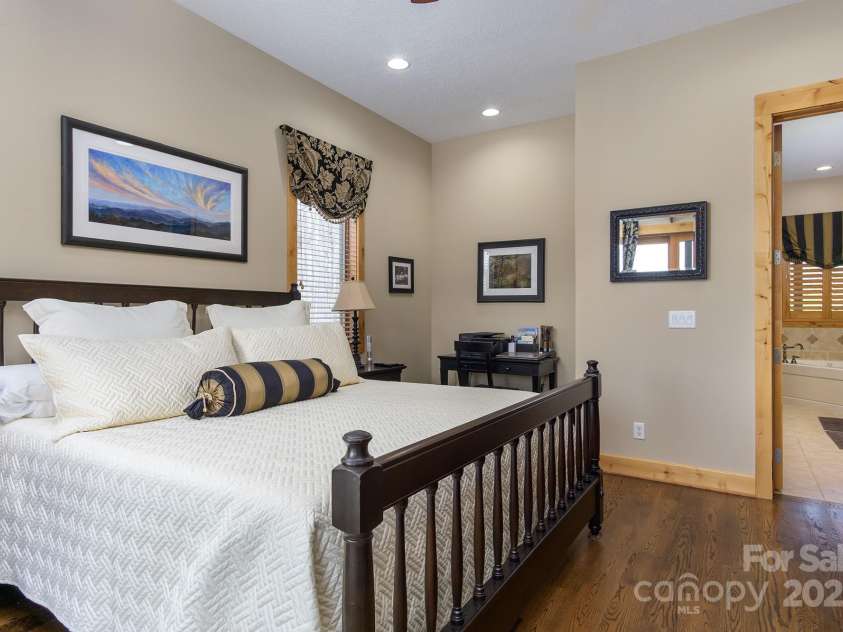 596 Ridge Runner Road, Burnsville, NC 28714.  MLS# CAR4296131, YatesRealty ID 63. 