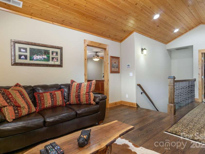 596 Ridge Runner Road, Burnsville, NC 28714.  MLS# CAR4296131, YatesRealty ID 63. 