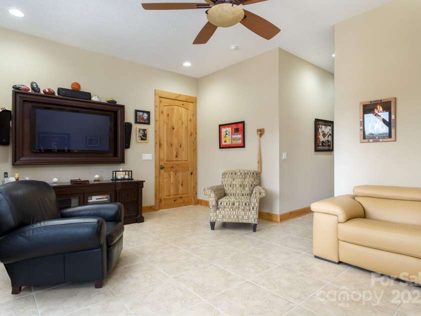 596 Ridge Runner Road, Burnsville, NC 28714.  MLS# CAR4296131, YatesRealty ID 63. 