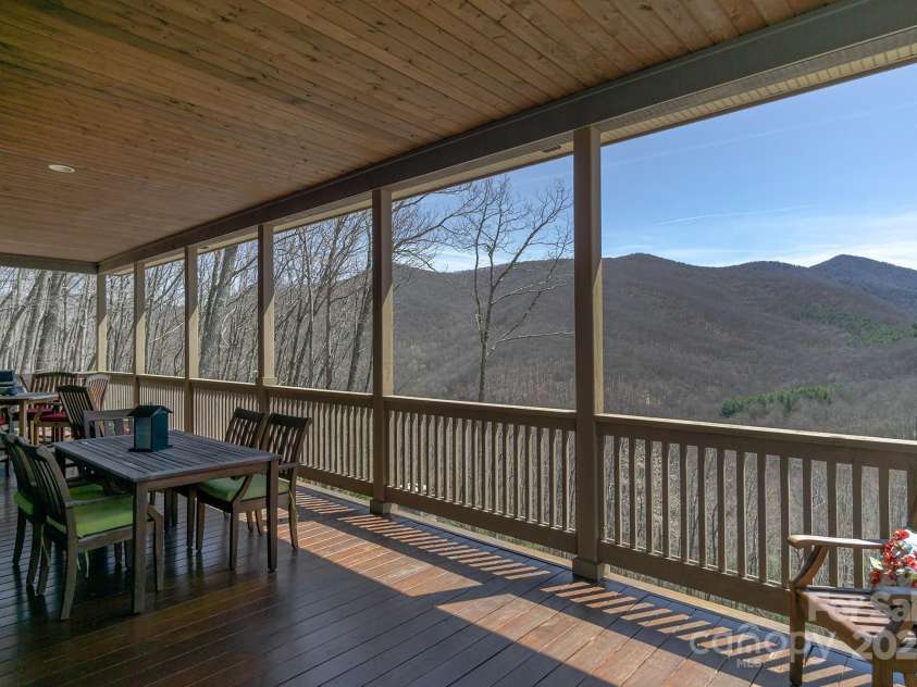 596 Ridge Runner Road, Burnsville, NC 28714.  MLS# CAR4296131, YatesRealty ID 63. 