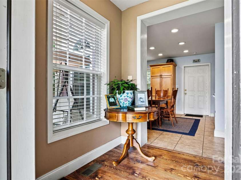6051 Pointe West Lane, Vale, NC 28168.  MLS# CAR4092329, YatesRealty ID 63. Welcome home / entryway