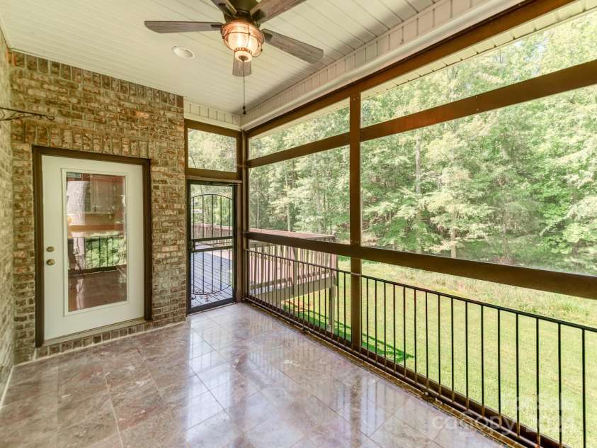 4206 Oldstone Forest Drive, Waxhaw, NC 28173.  MLS# CAR4176012, YatesRealty ID 630. 