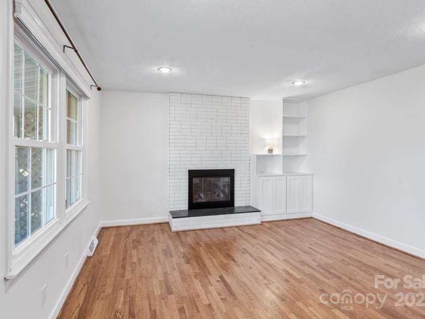 61 Frisbee Road, Leicester, NC 28748.  MLS# CAR4311055, YatesRealty ID 630. 