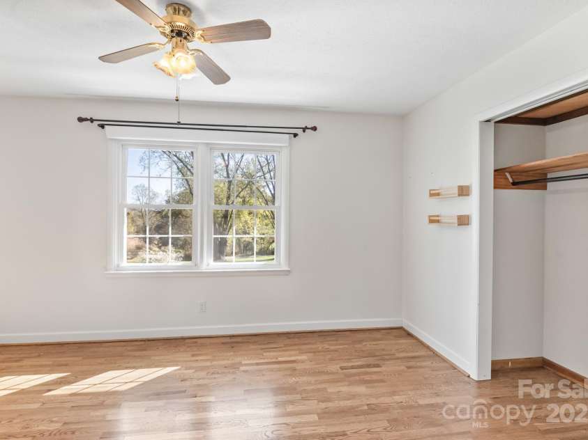 61 Frisbee Road, Leicester, NC 28748.  MLS# CAR4311055, YatesRealty ID 630. 