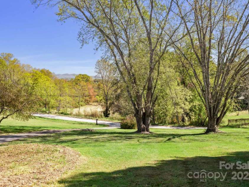 61 Frisbee Road, Leicester, NC 28748.  MLS# CAR4311055, YatesRealty ID 630. 