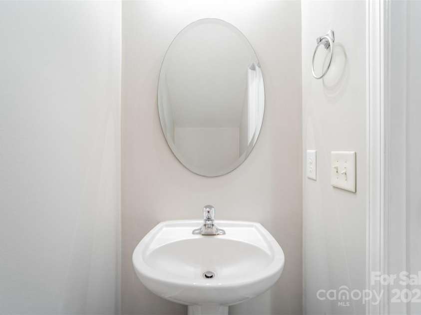 9232 Ducati Lane, Cornelius, NC 28031.  MLS# CAR4290077, YatesRealty ID 630. 