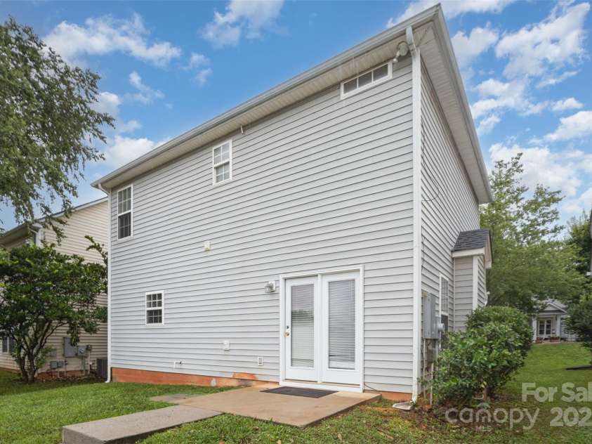 9232 Ducati Lane, Cornelius, NC 28031.  MLS# CAR4290077, YatesRealty ID 630. 