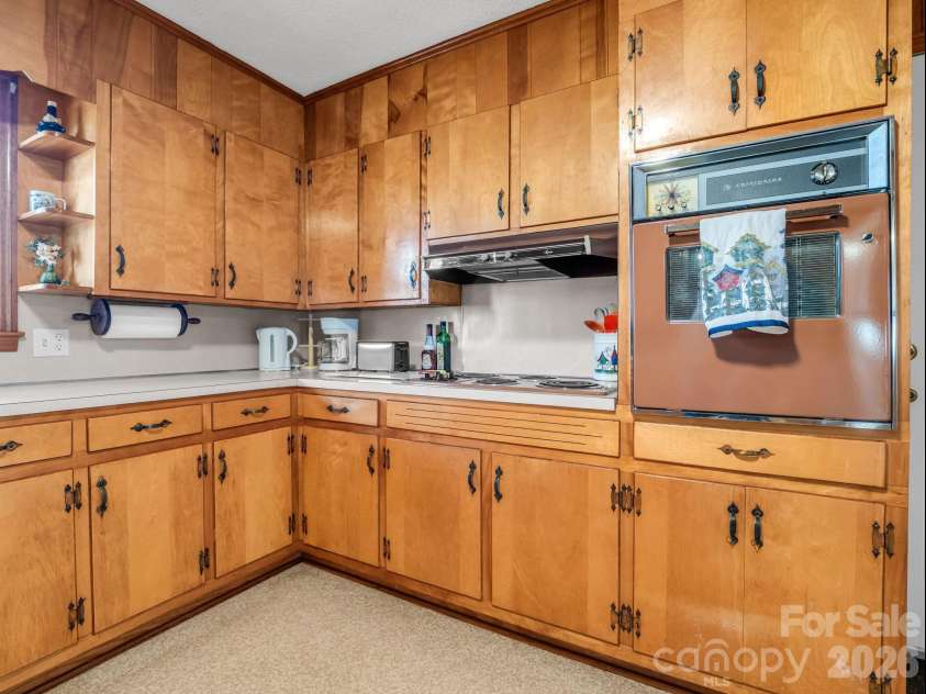 160 Puzzle Creek Road, Bostic, NC 28018.  MLS# CAR4337167, YatesRealty ID 6301. 