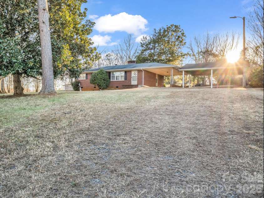 160 Puzzle Creek Road, Bostic, NC 28018.  MLS# CAR4337167, YatesRealty ID 6301. 