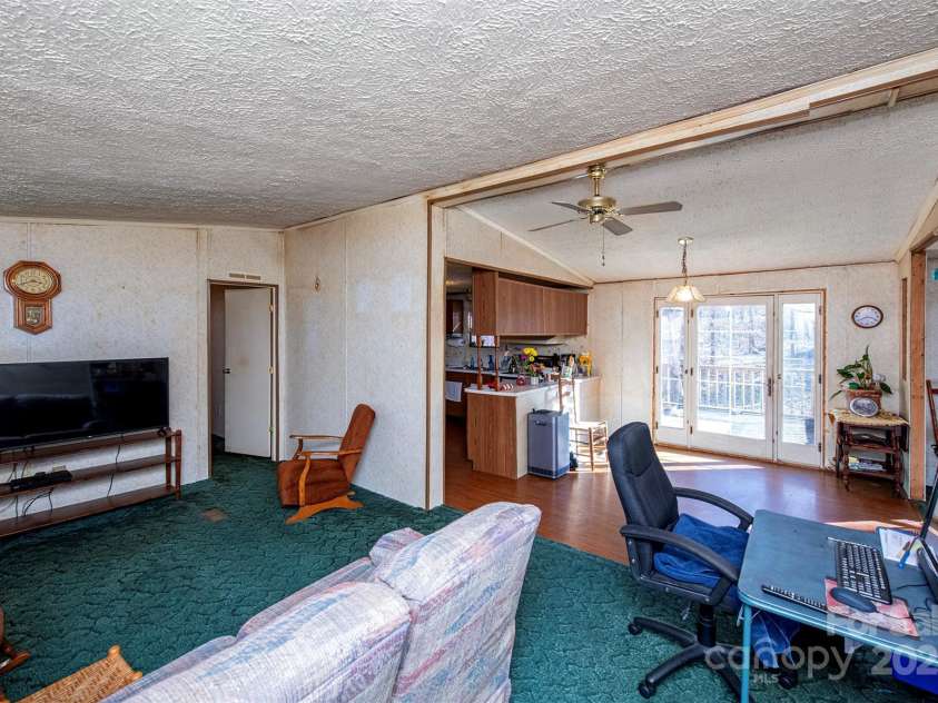 237 Creekstone Lane, York, SC 29745.  MLS# CAR4227284, YatesRealty ID 6301. Living Room