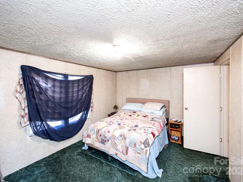 237 Creekstone Lane, York, SC 29745.  MLS# CAR4227284, YatesRealty ID 6301. Primary Bedroom