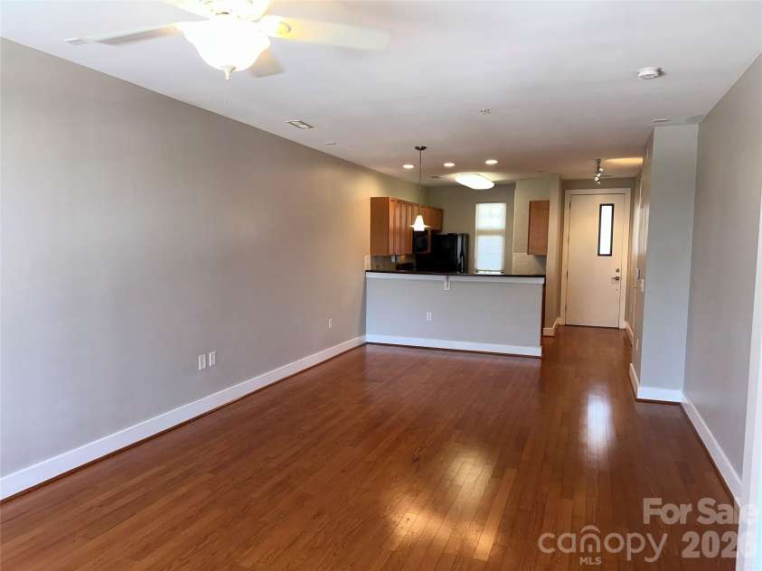 1101 1st Street, Charlotte, NC 28202.  MLS# CAR4372296, YatesRealty ID 6302. 