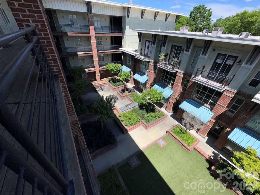 1101 1st Street, Charlotte, NC 28202.  MLS# CAR4372296, YatesRealty ID 6302. 