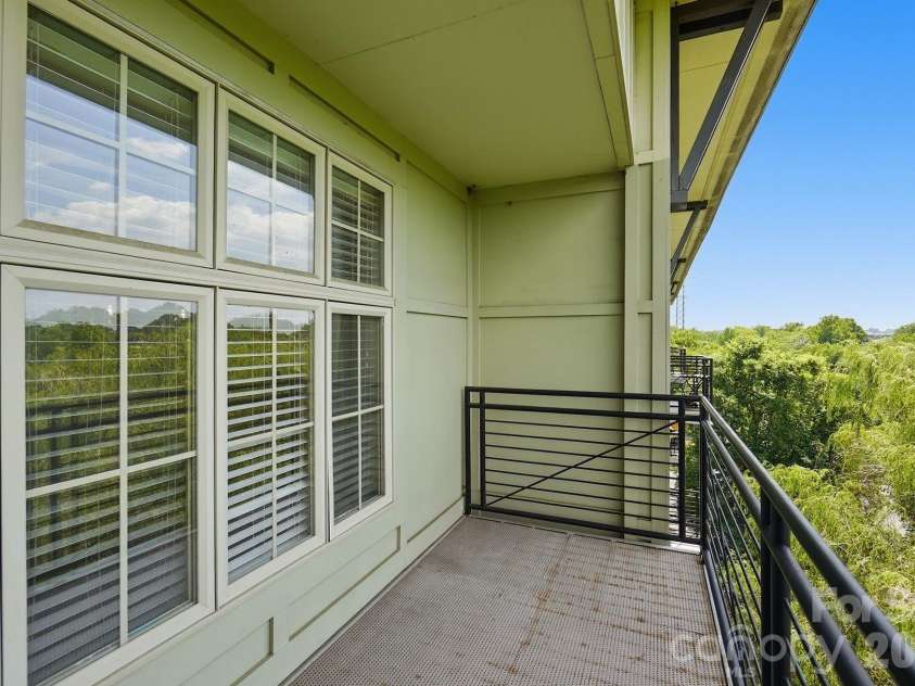 1101 1st Street, Charlotte, NC 28202.  MLS# CAR4397033, YatesRealty ID 6302. 