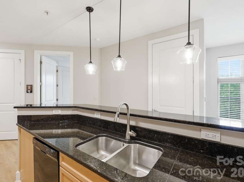 1101 1st Street, Charlotte, NC 28202.  MLS# CAR4397033, YatesRealty ID 6302. 