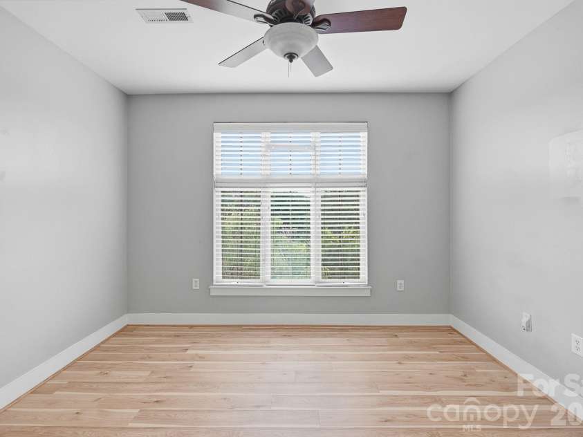 1101 1st Street, Charlotte, NC 28202.  MLS# CAR4397033, YatesRealty ID 6302. 