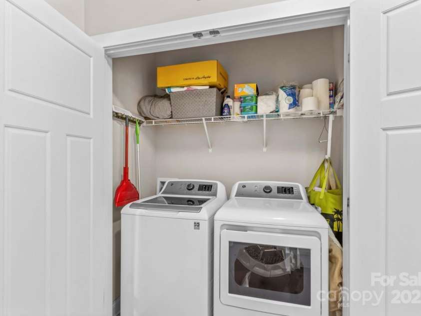 12746 Bravington Road, Huntersville, NC 28078.  MLS# CAR4245023, YatesRealty ID 6302. Laundry closet on the main floor.