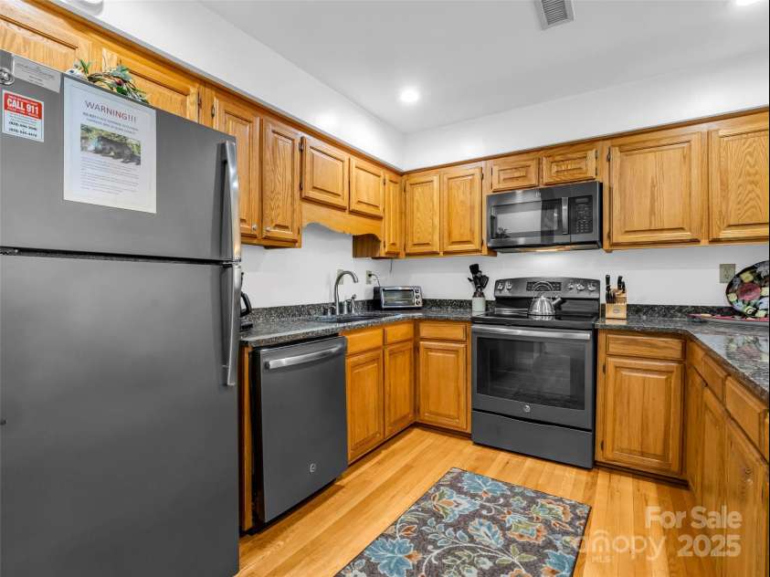155 Quail Cove Road, Lake Lure, NC 28746.  MLS# CAR4210243, YatesRealty ID 6304. 