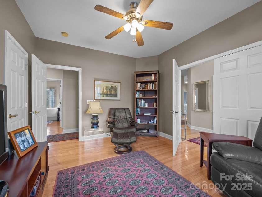 43 Golden Pond Way, Hendersonville, NC 28791.  MLS# CAR4234066, YatesRealty ID 6305. 