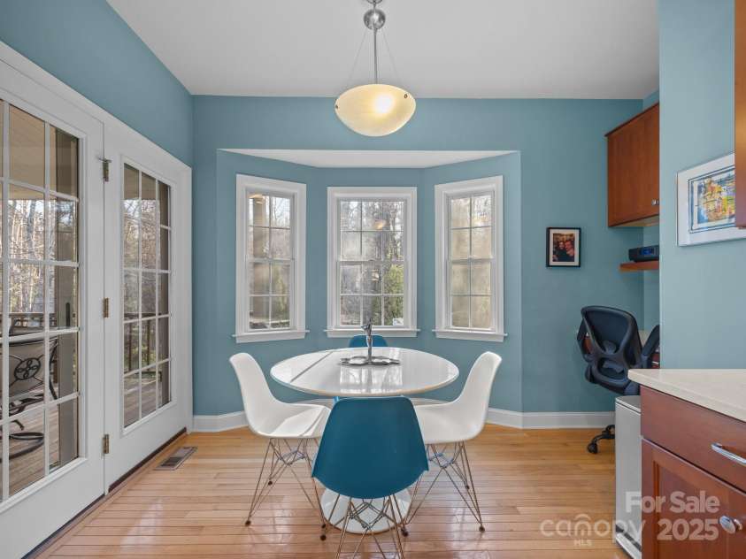 43 Golden Pond Way, Hendersonville, NC 28791.  MLS# CAR4234066, YatesRealty ID 6305. Breakfast area off of the kitchen