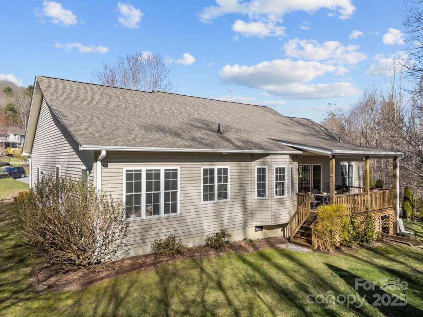 43 Golden Pond Way, Hendersonville, NC 28791.  MLS# CAR4234066, YatesRealty ID 6305. Rear of the home