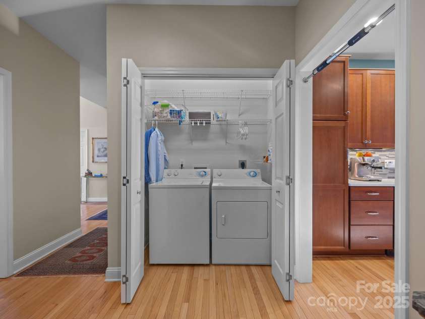 43 Golden Pond Way, Hendersonville, NC 28791.  MLS# CAR4234066, YatesRealty ID 6305. Washer and dryer to remain.