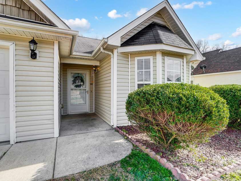 5113 Park Place Drive, Dallas, NC 28034.  MLS# CAR4219173, YatesRealty ID 6306. 