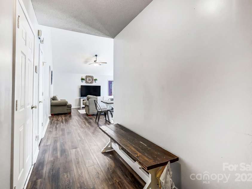 5113 Park Place Drive, Dallas, NC 28034.  MLS# CAR4219173, YatesRealty ID 6306. 