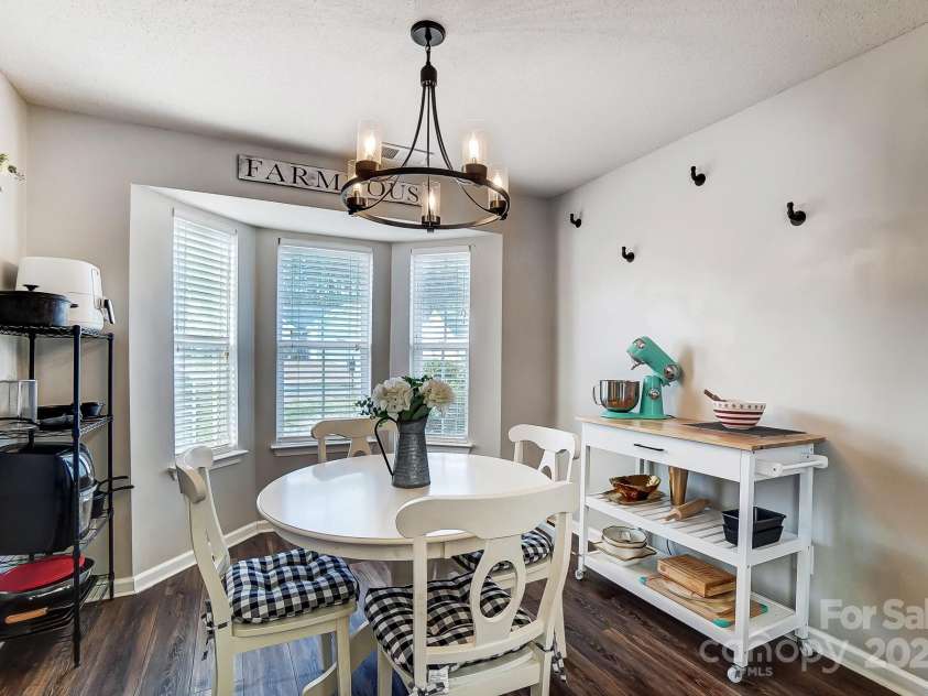 5113 Park Place Drive, Dallas, NC 28034.  MLS# CAR4219173, YatesRealty ID 6306. 