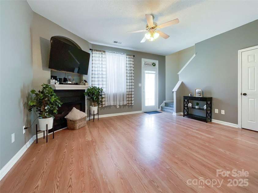 7562 Silver Arrow Drive, Charlotte, NC 28273.  MLS# CAR4219896, YatesRealty ID 6307. 