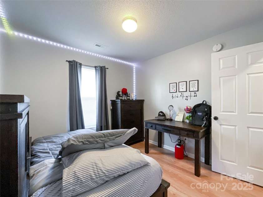 7562 Silver Arrow Drive, Charlotte, NC 28273.  MLS# CAR4219896, YatesRealty ID 6307. 