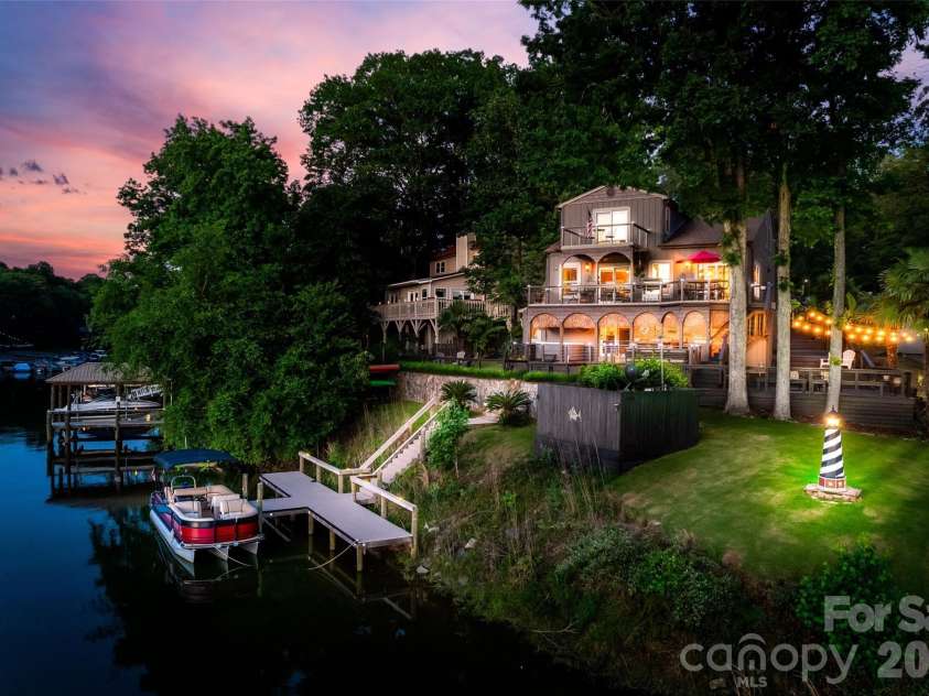 27056 Catamaran Drive, Tega Cay, SC 29708.  MLS# CAR4359825, YatesRealty ID 6308. 