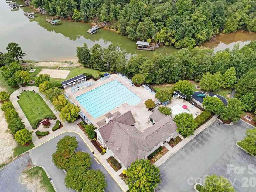 27056 Catamaran Drive, Tega Cay, SC 29708.  MLS# CAR4359825, YatesRealty ID 6308. *Tega Cay Amenities