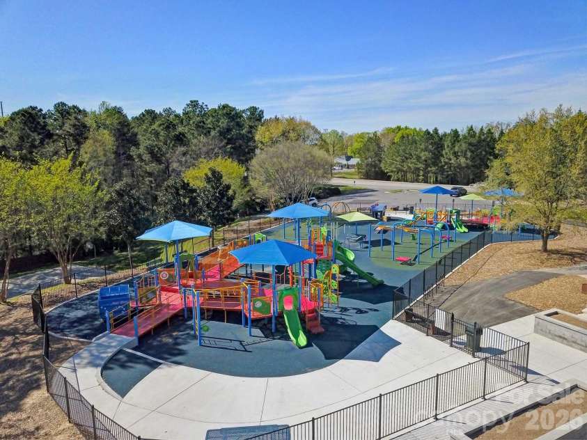 27056 Catamaran Drive, Tega Cay, SC 29708.  MLS# CAR4359825, YatesRealty ID 6308. *Tega Cay Amenities