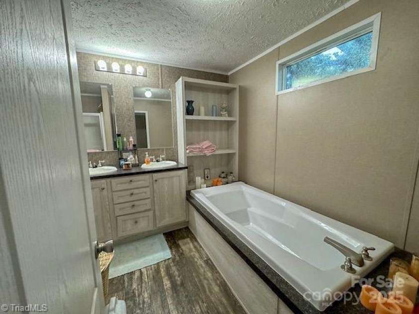 1335 Piedmont School Road, Denton, NC 27239.  MLS# CAR4210448, YatesRealty ID 631. 