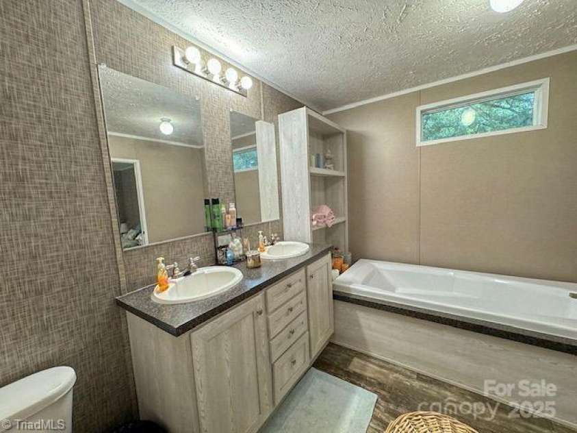 1335 Piedmont School Road, Denton, NC 27239.  MLS# CAR4210448, YatesRealty ID 631. 