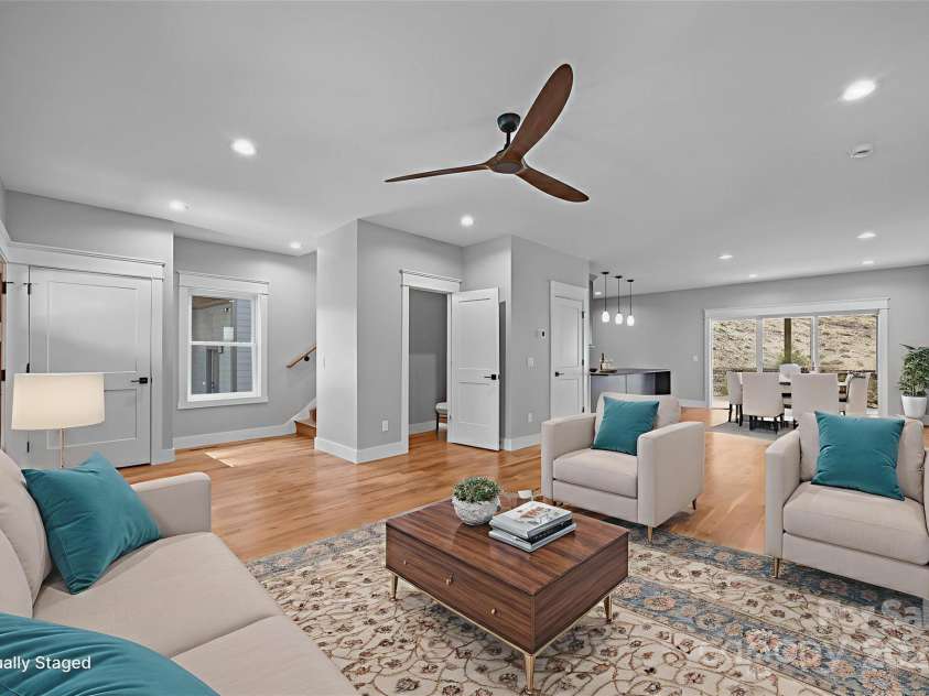 89 Glendale Avenue, Asheville, NC 28803.  MLS# CAR4160954, YatesRealty ID 631. 