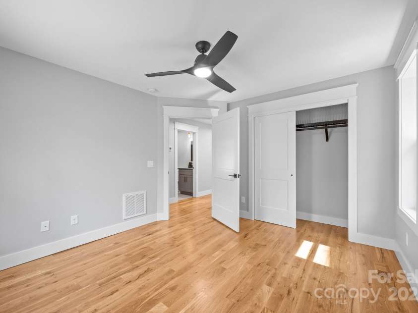 89 Glendale Avenue, Asheville, NC 28803.  MLS# CAR4160954, YatesRealty ID 631. Bedroom#3