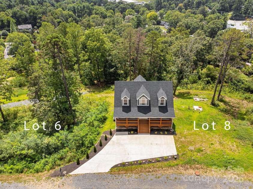 344 Espen Ridge, Woodfin, NC 28804.  MLS# CAR4299021, YatesRealty ID 6310. 