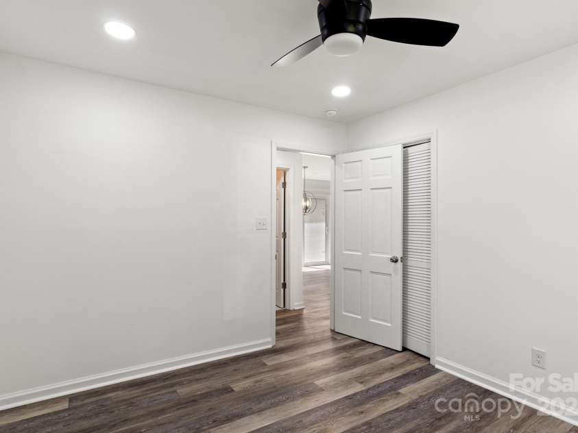 2009 Echo Lane, Gastonia, NC 28052.  MLS# CAR4174665, YatesRealty ID 6311. 