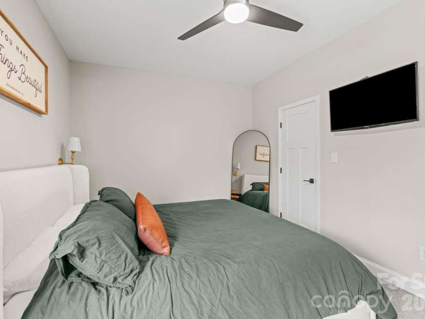 163 Four Andrews Drive, Harmony, NC 28634.  MLS# CAR4358273, YatesRealty ID 6312. 
