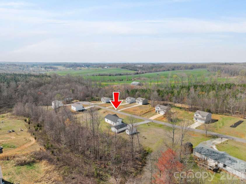 163 Four Andrews Drive, Harmony, NC 28634.  MLS# CAR4358273, YatesRealty ID 6312. 