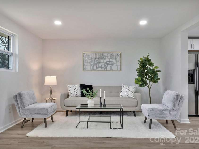 356 Hill Road, Lincolnton, NC 28092.  MLS# CAR4231847, YatesRealty ID 6313. 