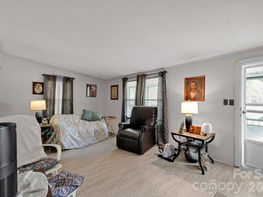 2187 Mcbee Highway, Jefferson, SC 29718.  MLS# CAR4357564, YatesRealty ID 6315. 