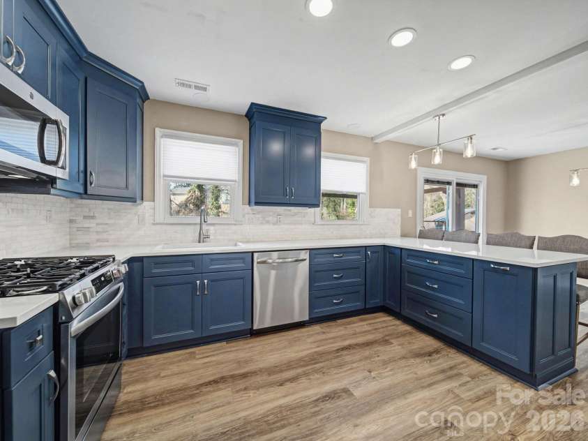 605 Spring Street, Mount Holly, NC 28120.  MLS# CAR4342614, YatesRealty ID 6317. 