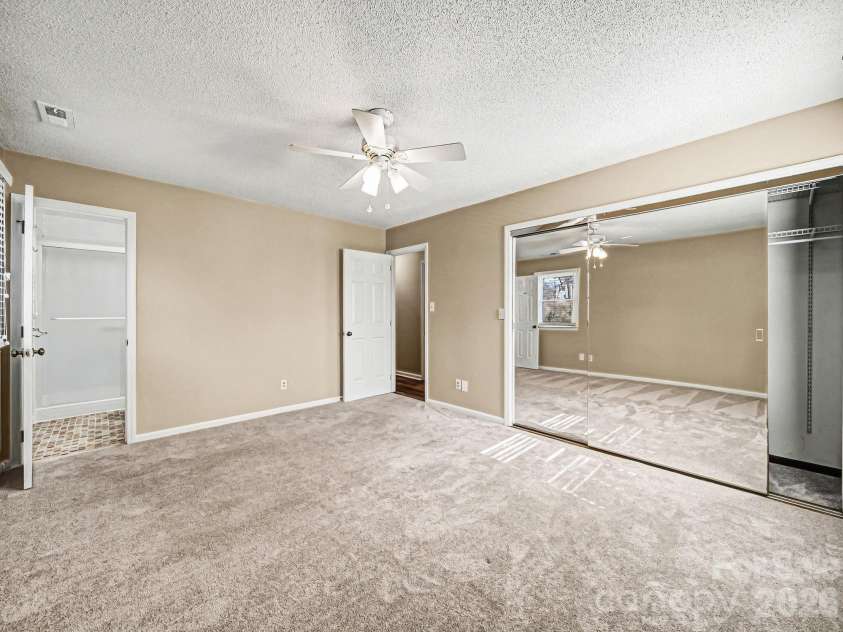 605 Spring Street, Mount Holly, NC 28120.  MLS# CAR4342614, YatesRealty ID 6317. 